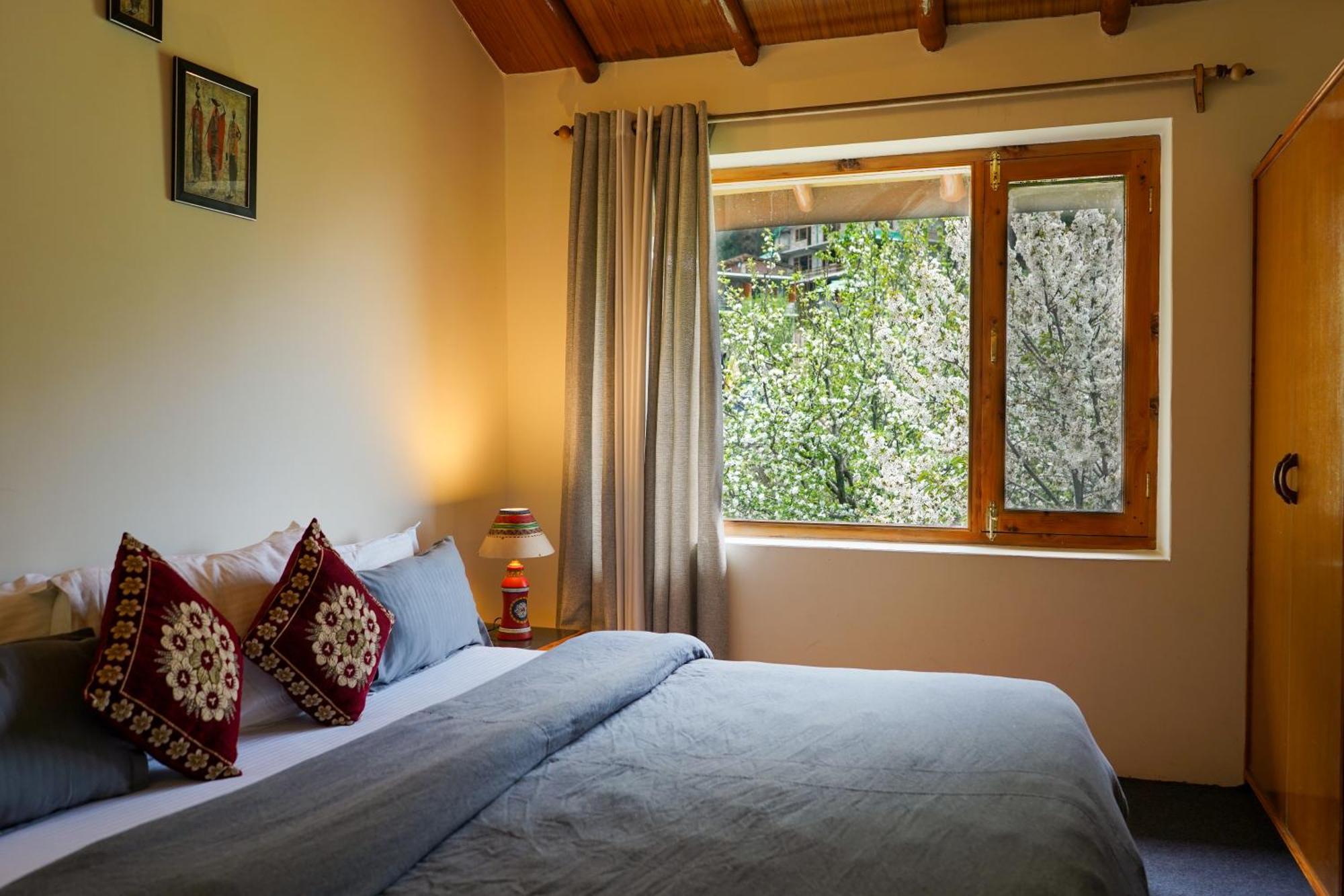 The Hideout - Hiraeth Hostel มะนาลี ภายนอก รูปภาพ