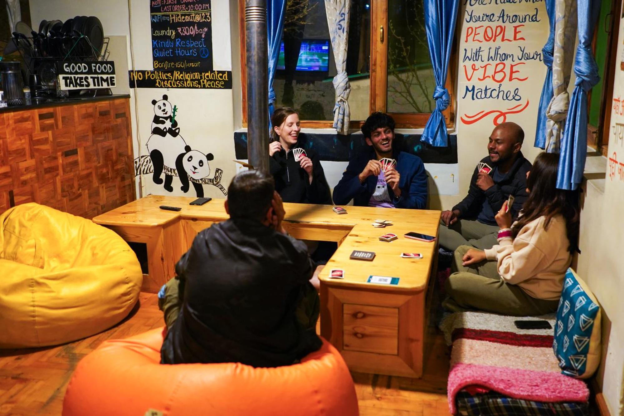 The Hideout - Hiraeth Hostel มะนาลี ภายนอก รูปภาพ